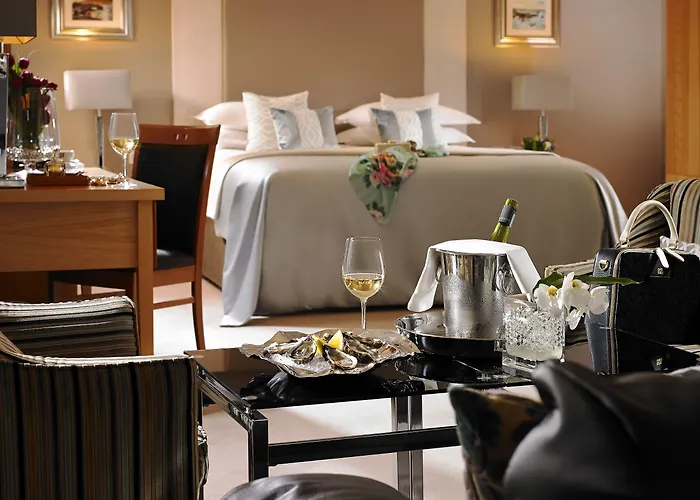 Coast 4* Westport