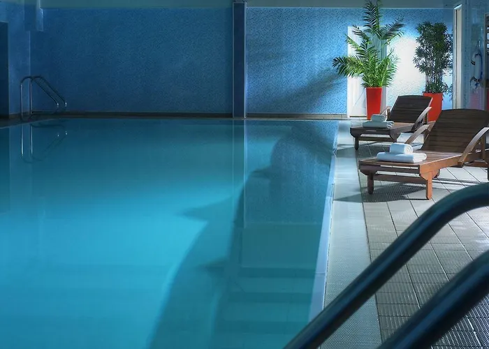 Coast 4* Westport