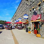 Coast Hotel Westport