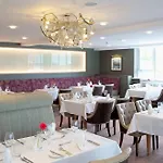 Hotel Coast Westport