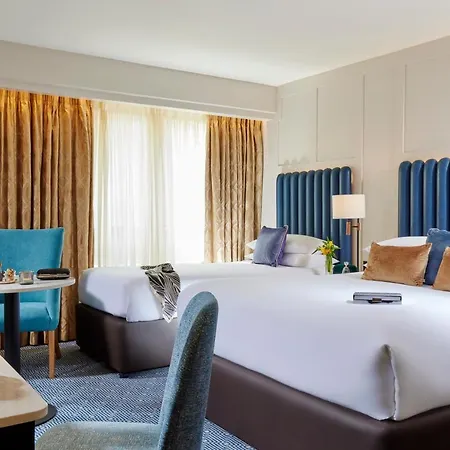 Coast Hotel, & Leisure Отель