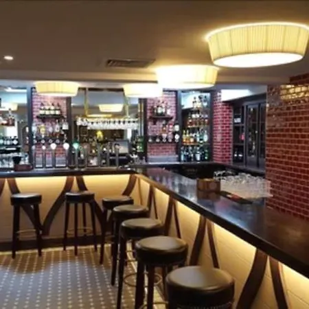 Coast 4* Westport