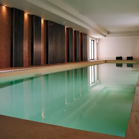Coast Hotel, & Leisure Вэстпорт