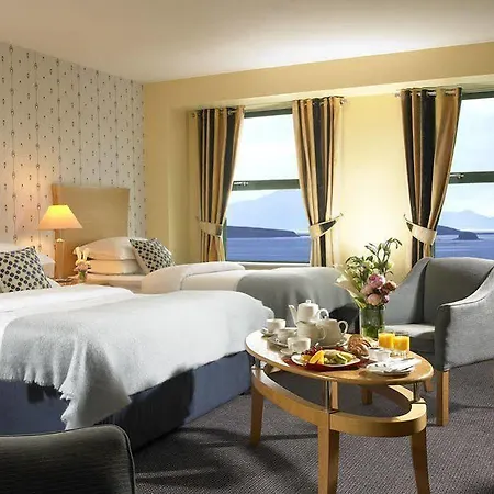 Coast Hotel, & Leisure Отель