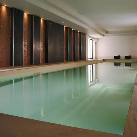 Coast Hotel, & Leisure Отель