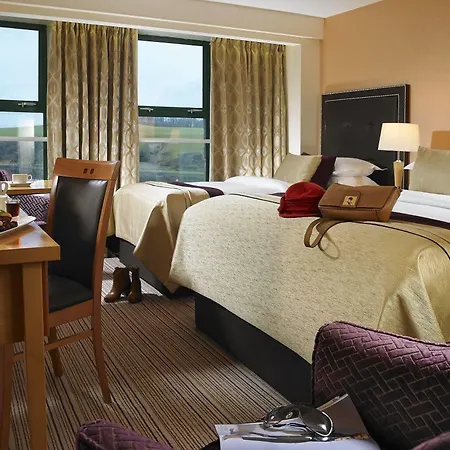 Coast Hotel 4*