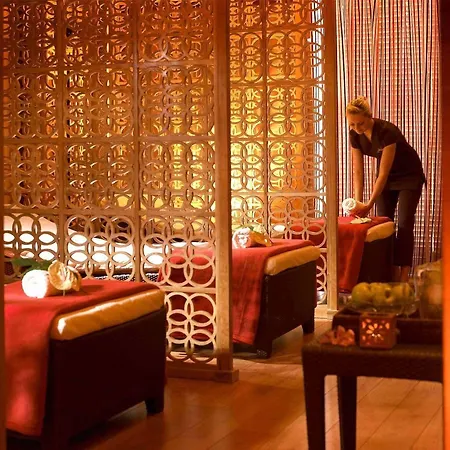 Coast Hotel, & Leisure Отель