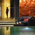 Coast Hotel Westport