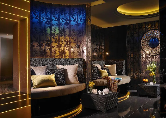 Coast Hotel Westport