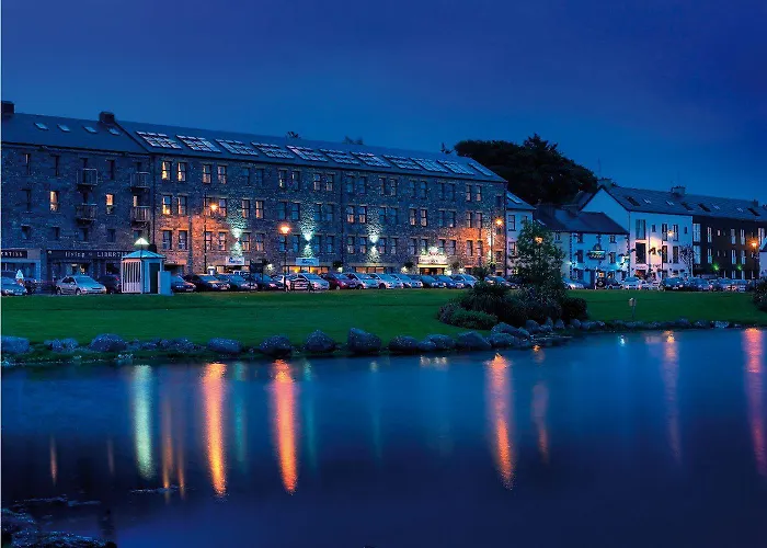 Coast Hotel Westport